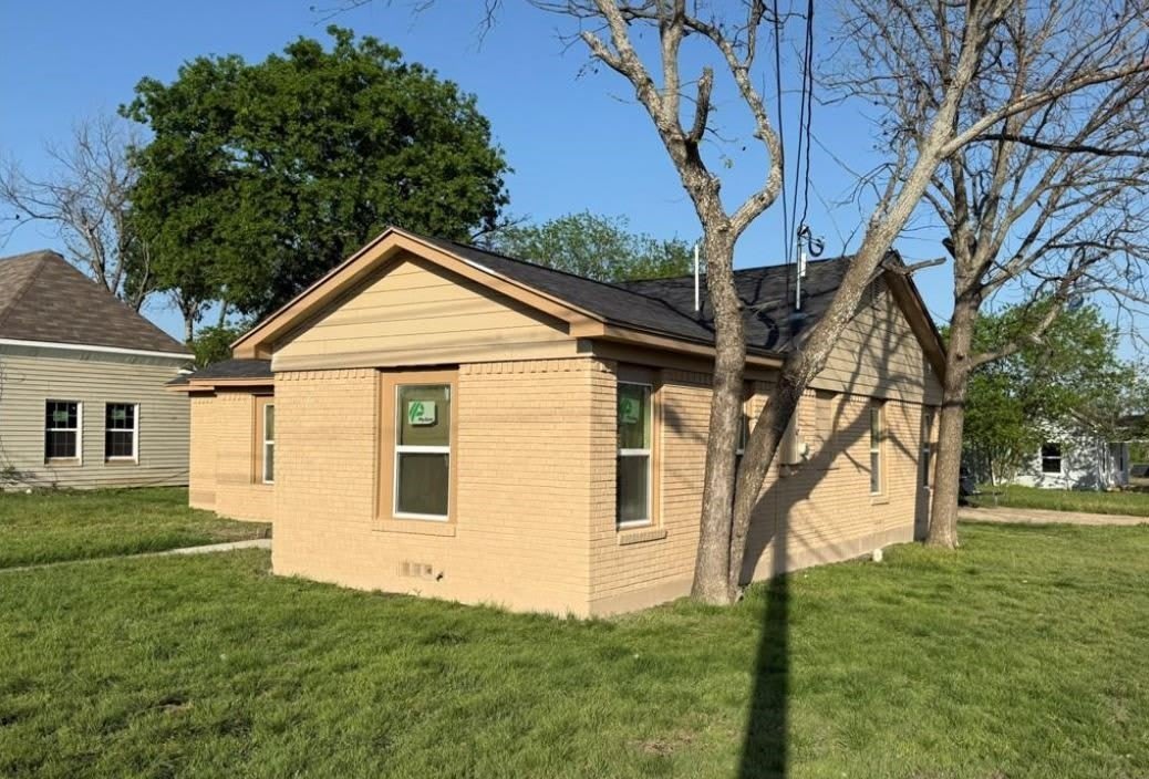 1300 N 2nd Street – photo 2
