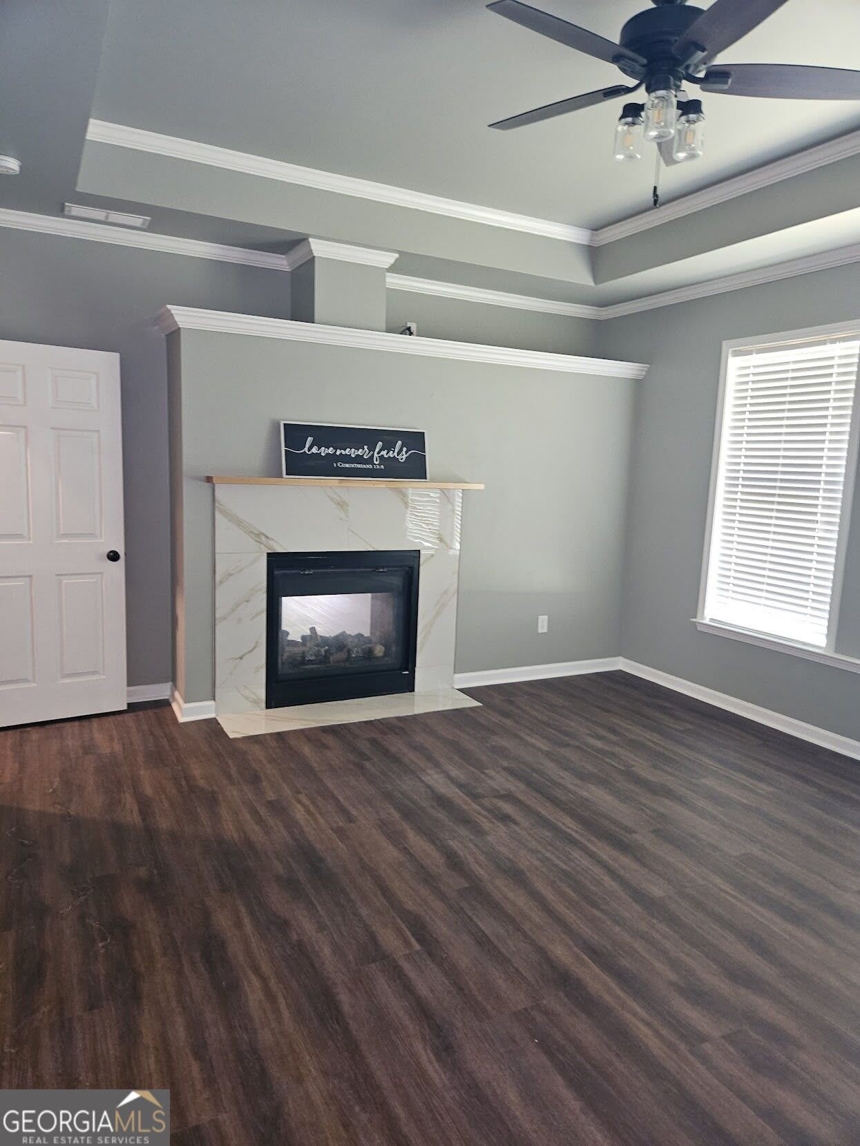 536 Longwood PL – photo 4