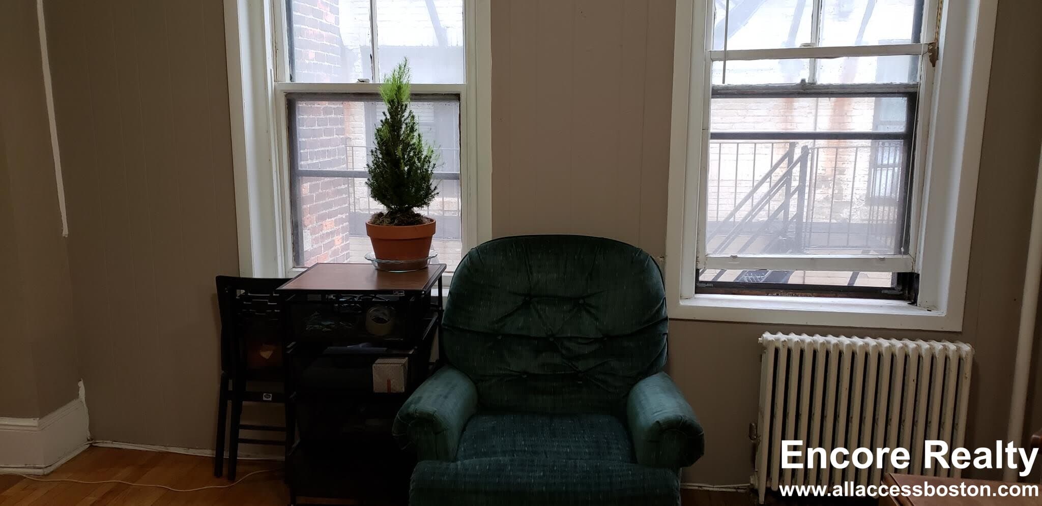 477 Park Dr – photo 3