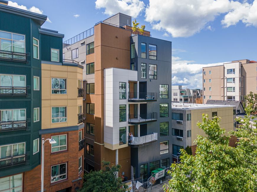 Montclair Apartments – photo 1