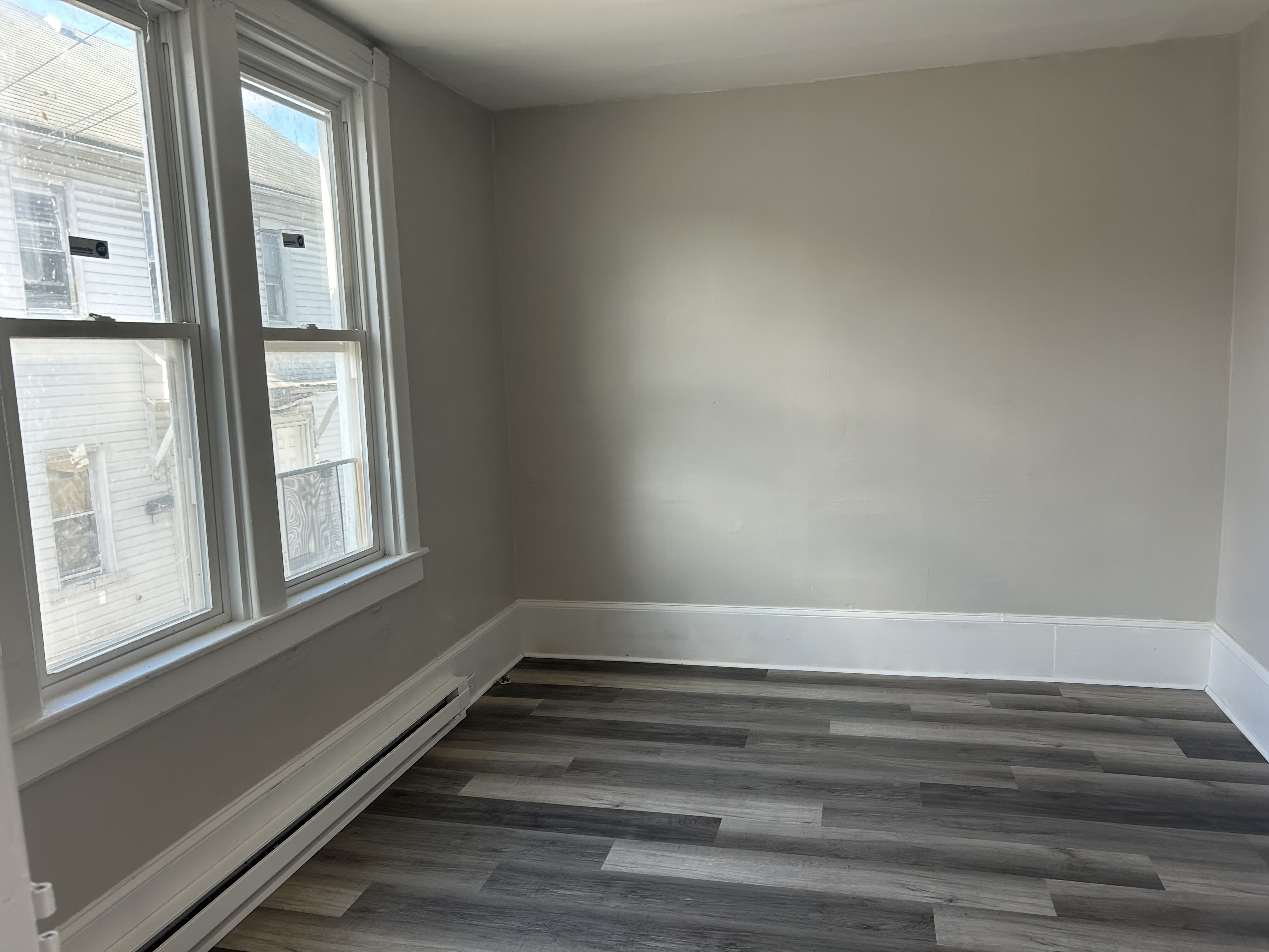 543 Jischke St – photo 2