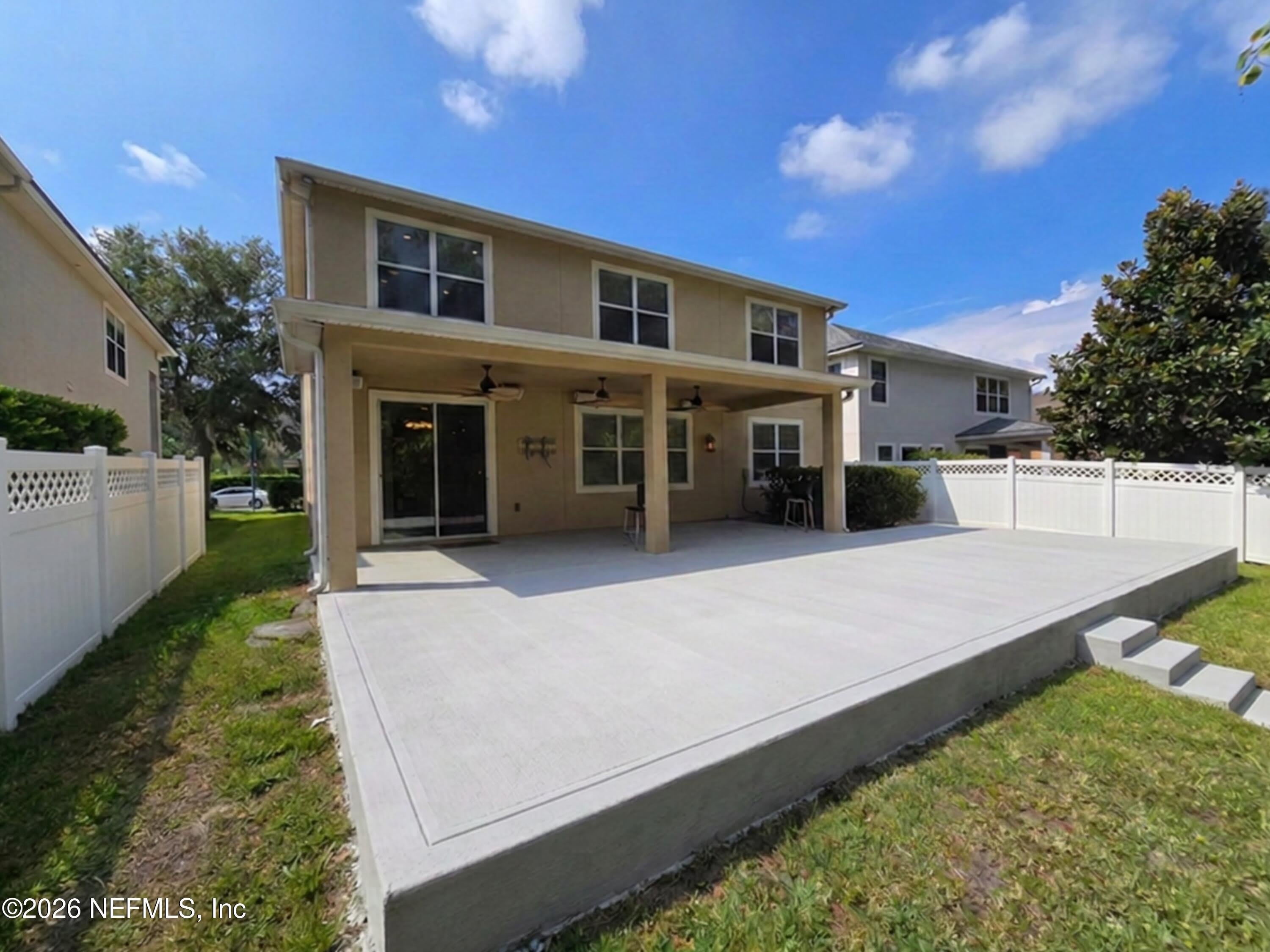 180 THORNLOE Drive – photo 3