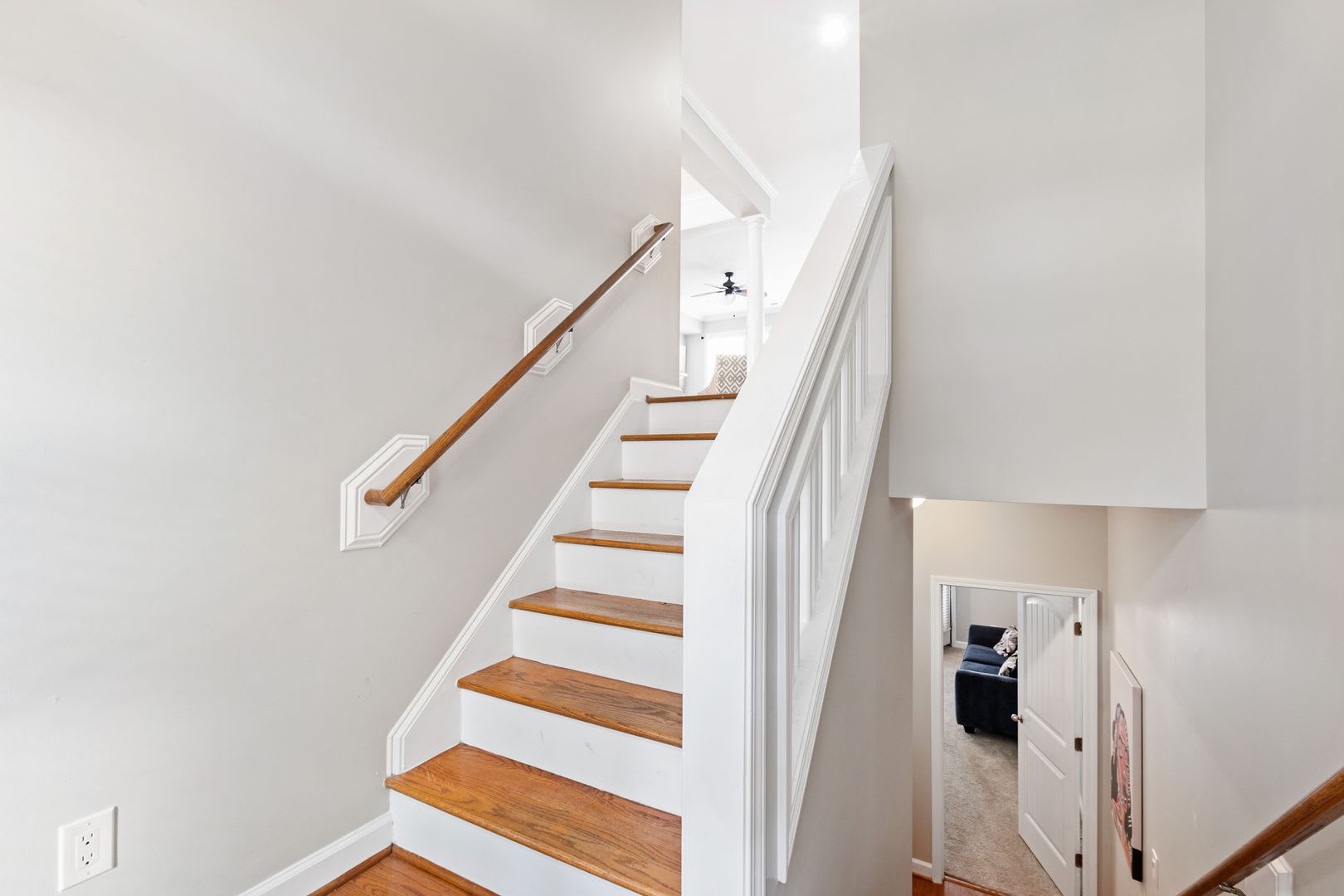 Elegant Townhouse with Modern Upgrades and Community Pool at 9902 Precious Stone Dr, Wake Forest! – photo 4