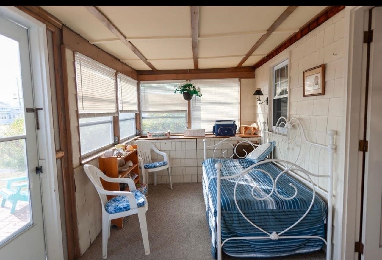 226 Ocean Boulevard – photo 4