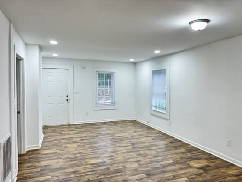 427 Potter Street – photo 4