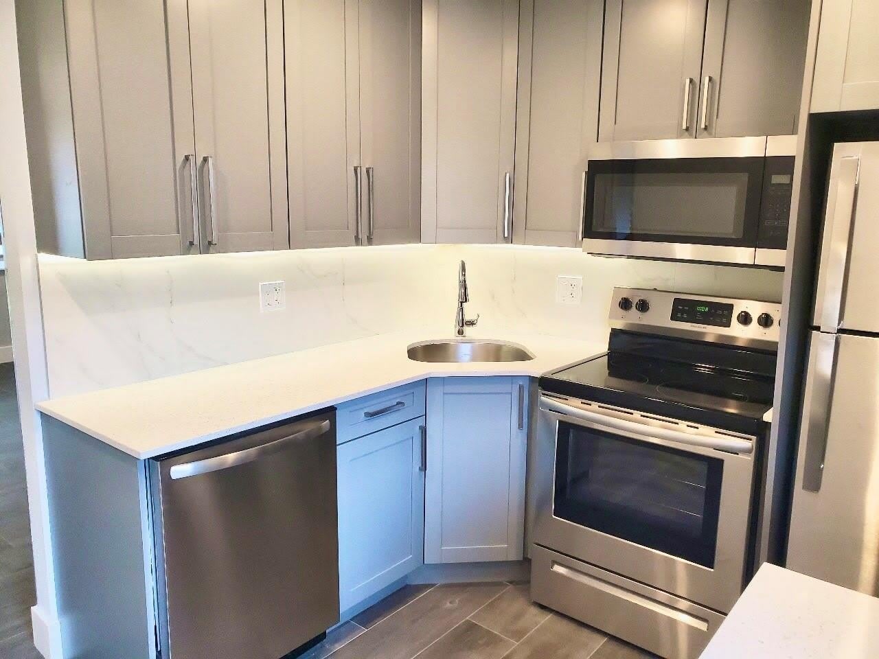 2617 NW 9th Avenue – photo 3