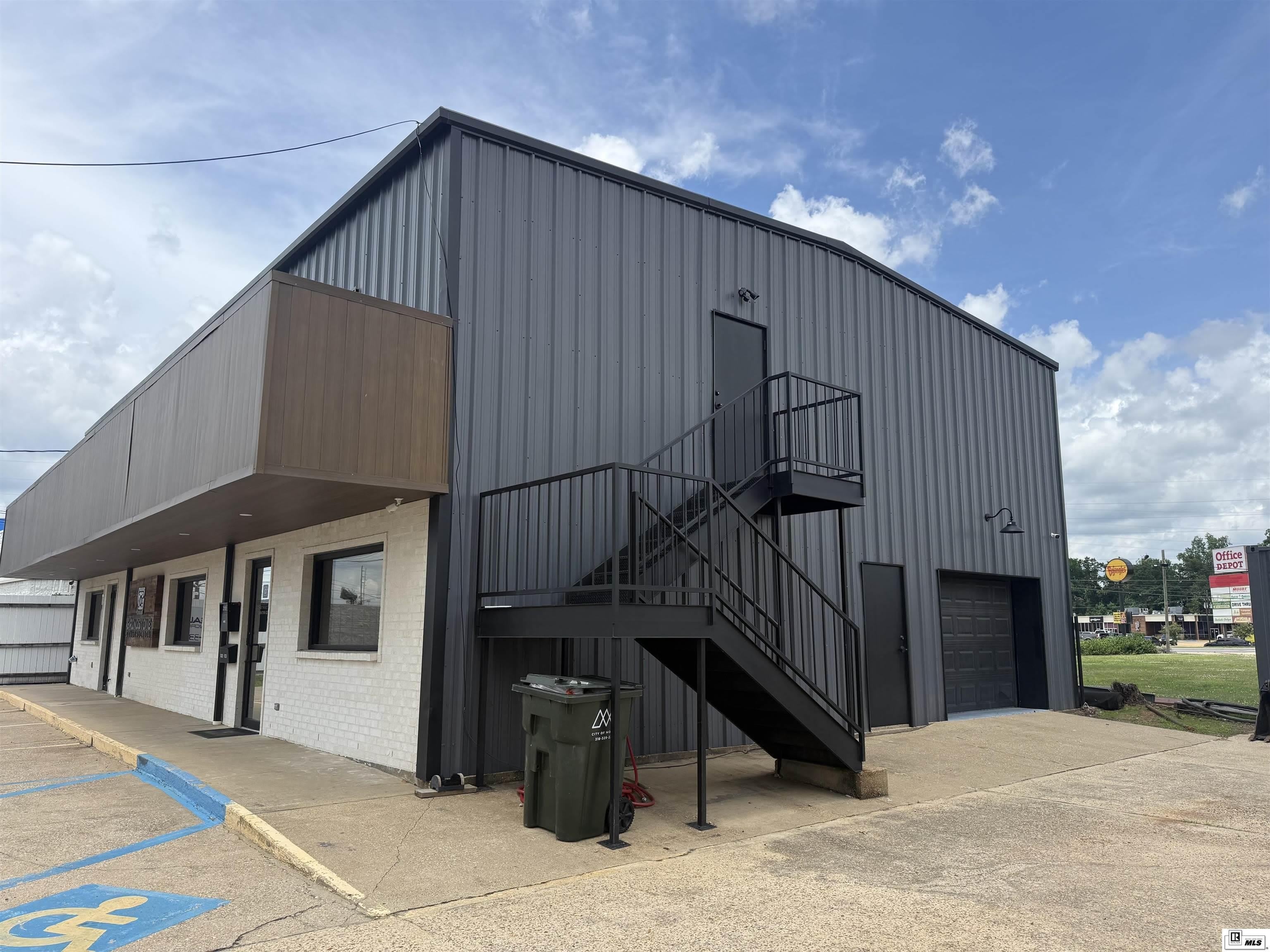 2501 Newcombe Street – photo 2