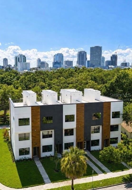373 13TH ST N – photo 2