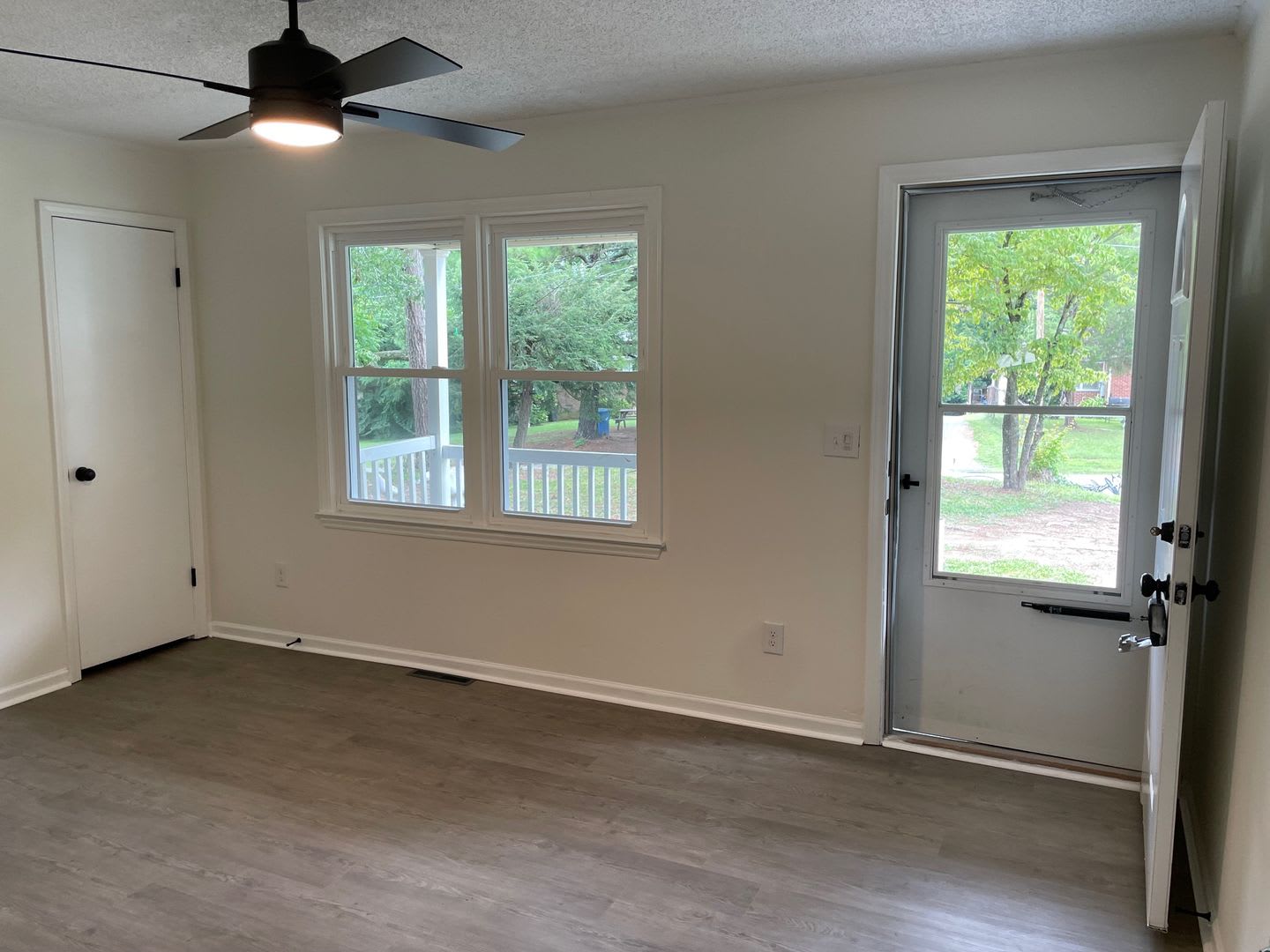 NEWLY RENOVATED 3 BED, 2 BATH BRICK HOME LOCATED IN TROY! – photo 5