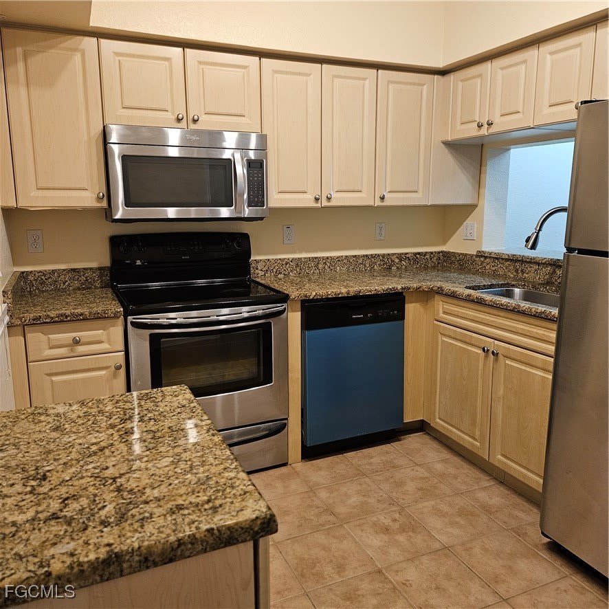8423 Bernwood Cove Loop – photo 2