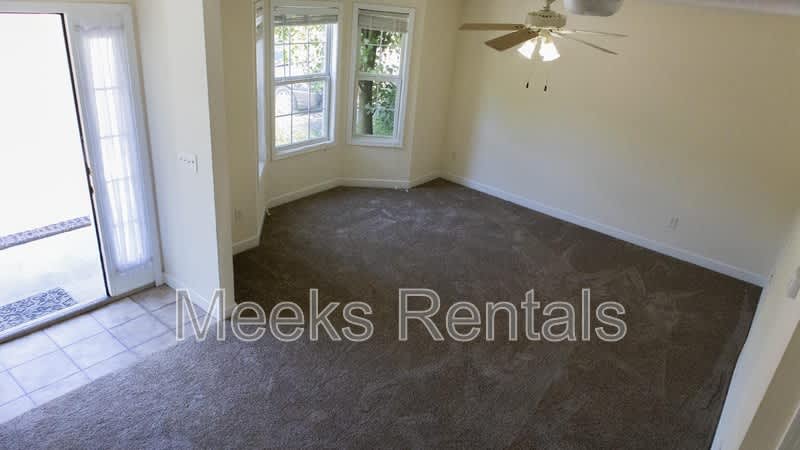 431 Mill Rd. – photo 4