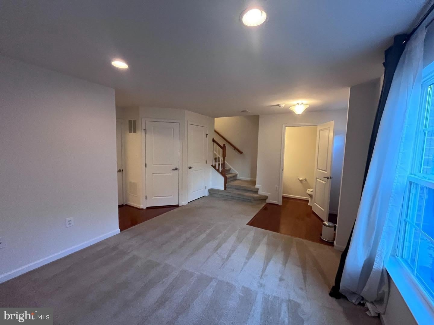 1118 Oakwood Street – photo 3