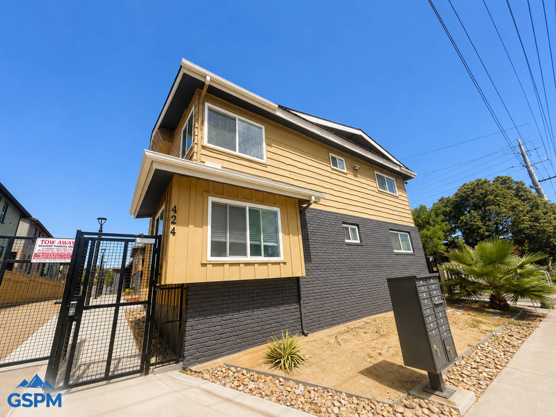 Emerald Ave Apartments – photo 2