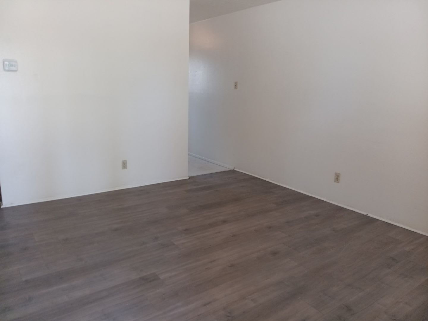 4601 Douglas MacArthur Rd NE – photo 3