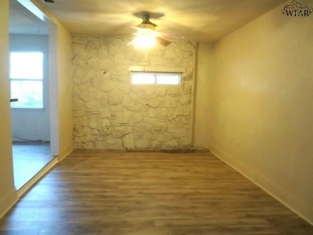 1616 LONGVIEW STREET – photo 2
