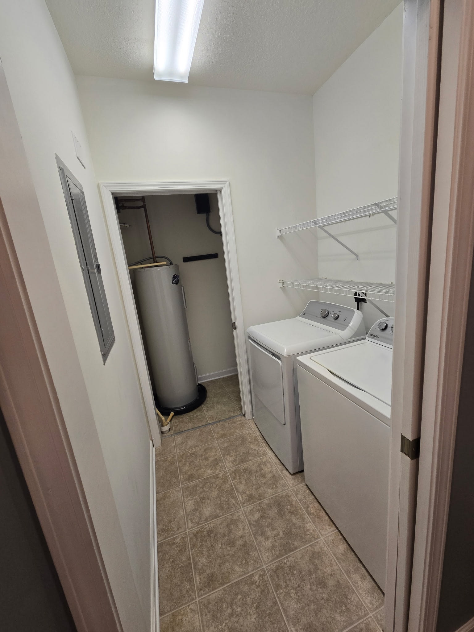 4104 Pinehurst Circle – photo 3