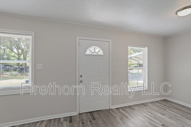 2528 Luz Drive – photo 5
