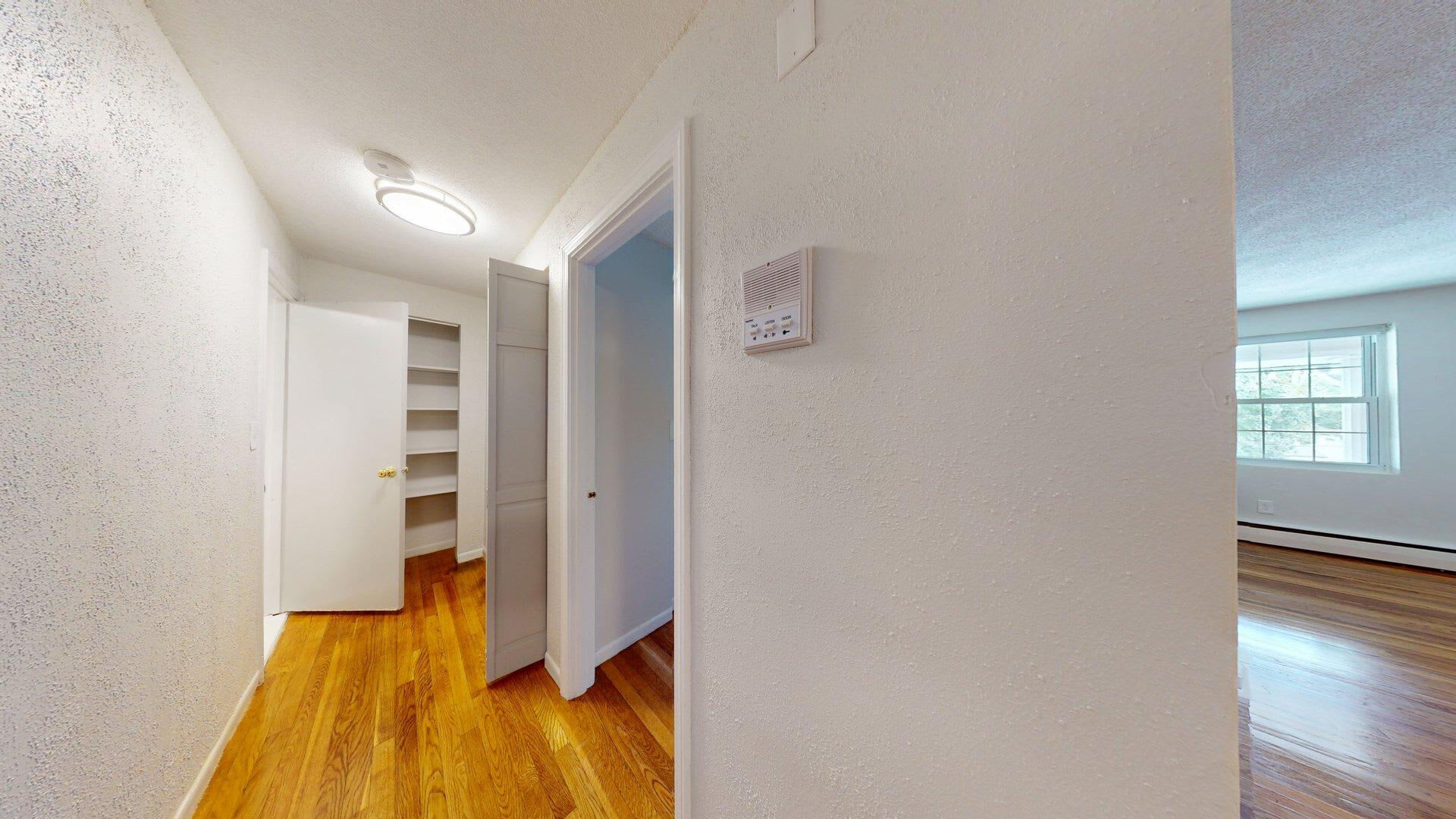 Westside Colonial – photo 5