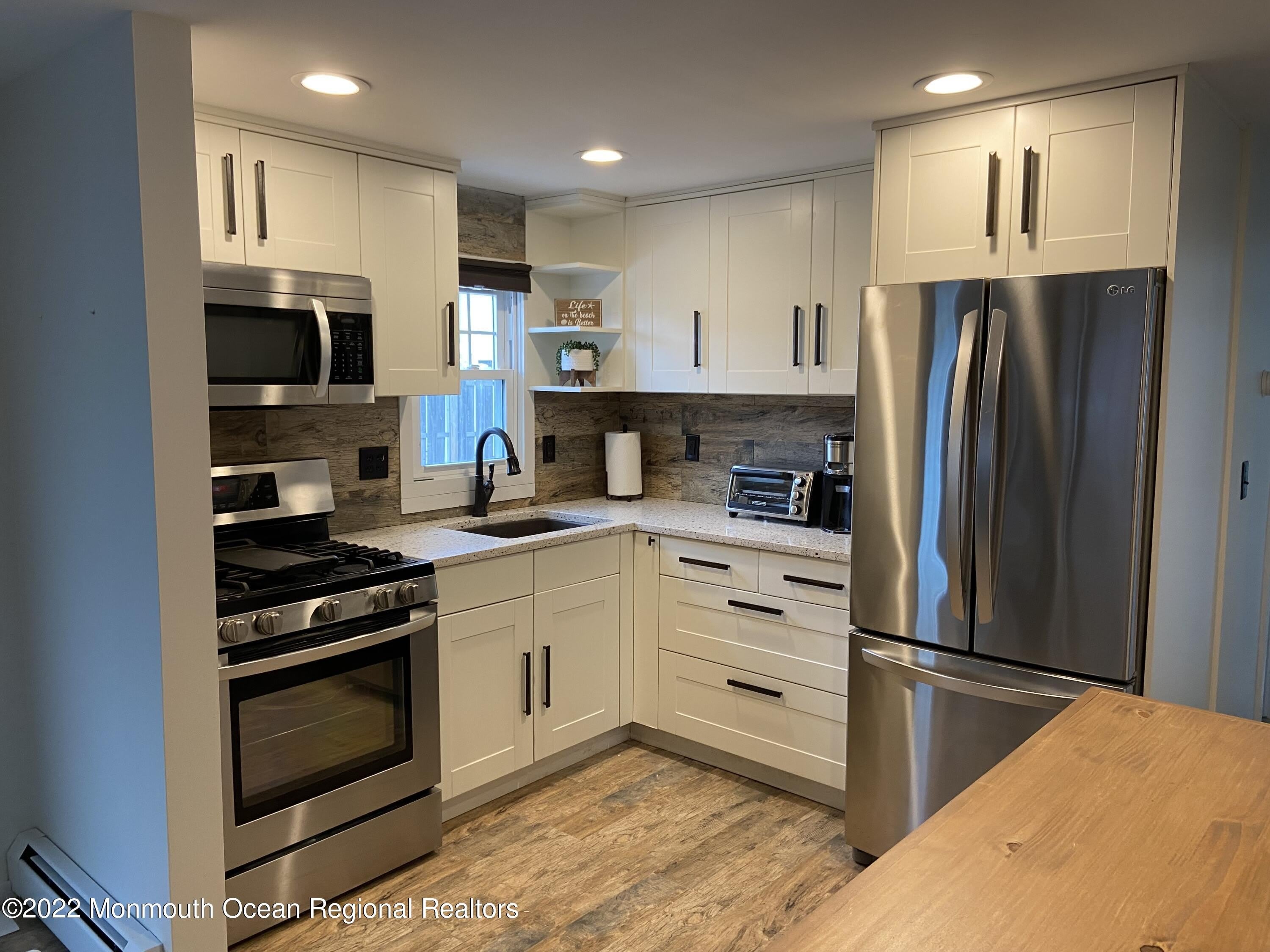 452 Marathon Court – photo 3
