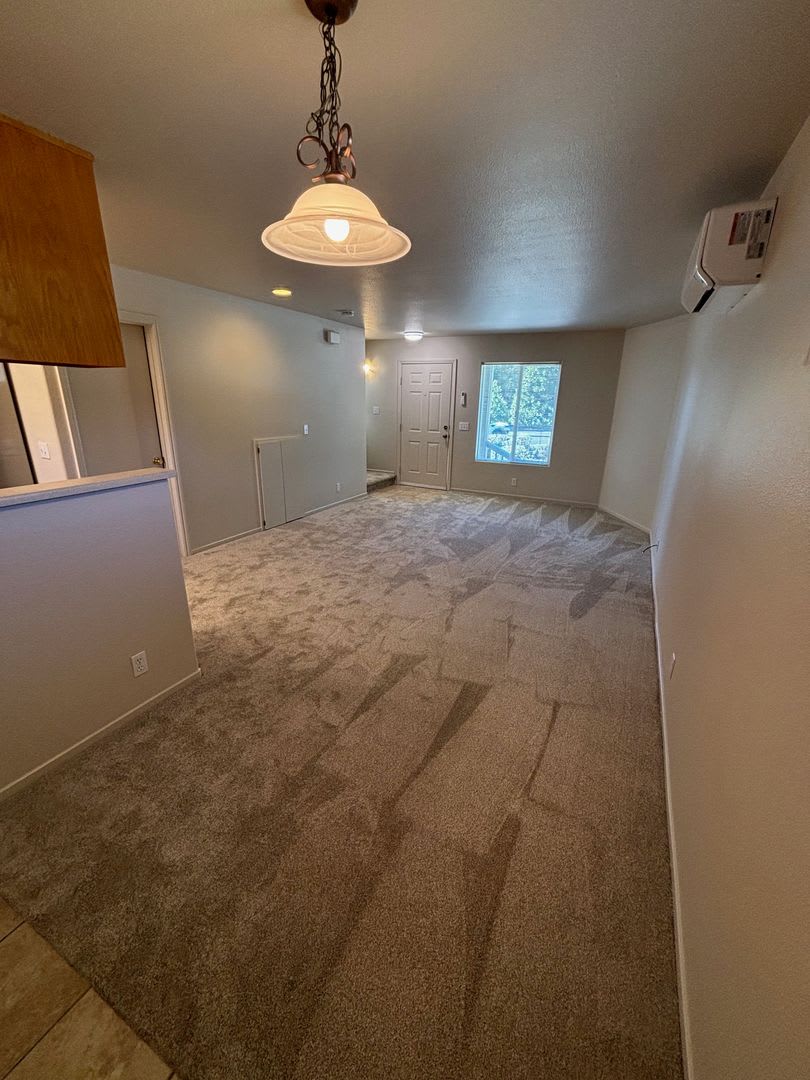 Northeast Santa Rosa 2 Bedroom 1 5 Bathroom Single Family Home With A C – photo 3