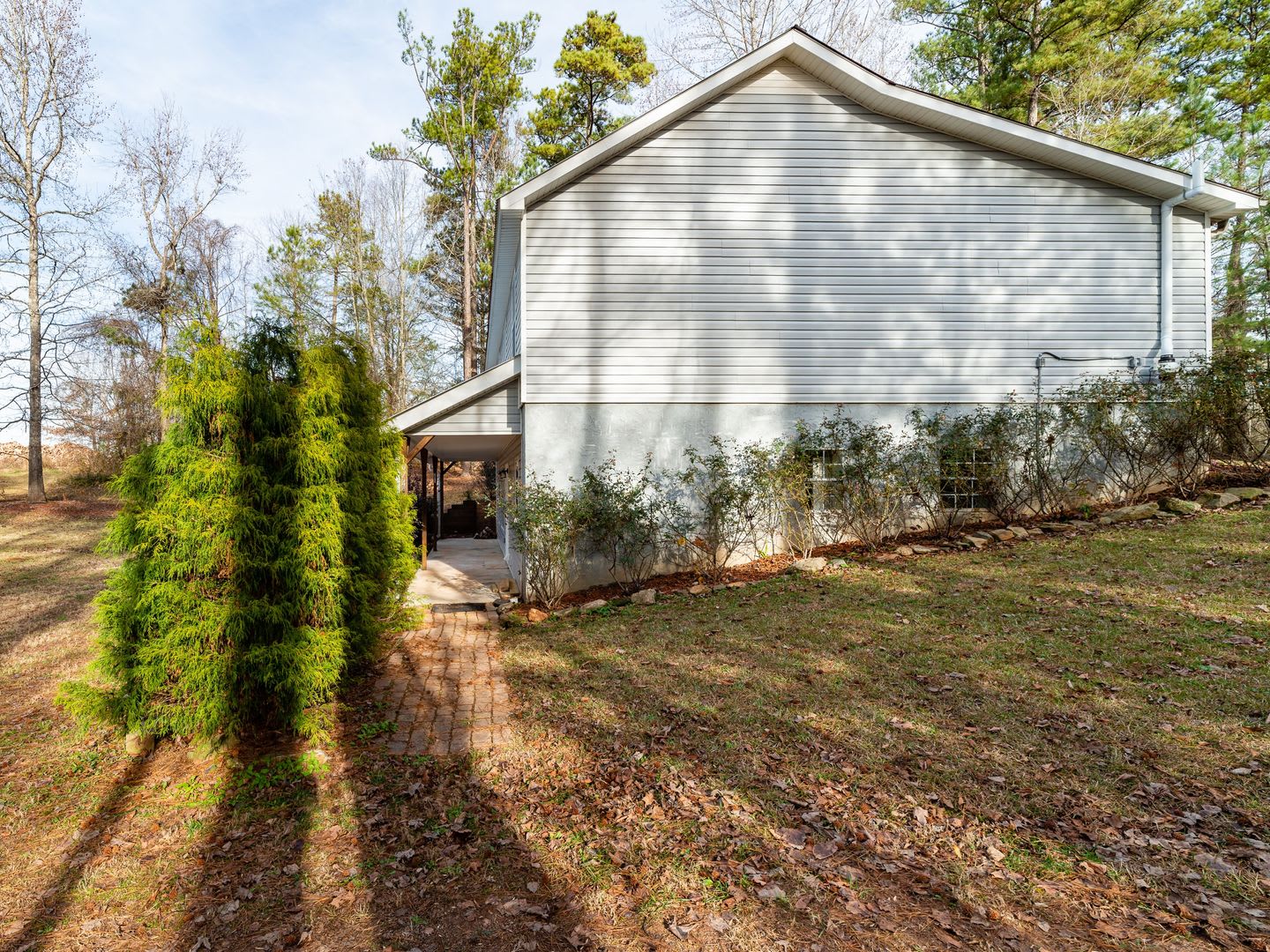 3 Bedroom 2 Bath in Villa Rica – photo 2
