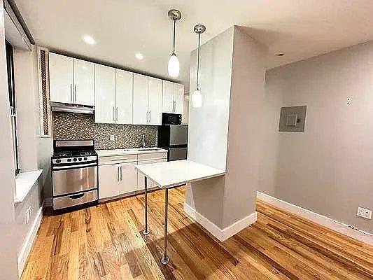 235 West 146th Street – photo 1