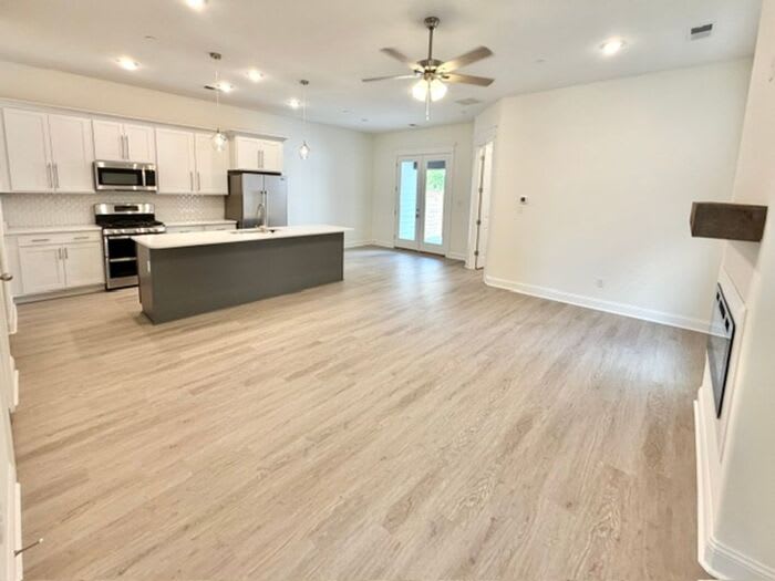 10382 May Flowers Street – photo 3
