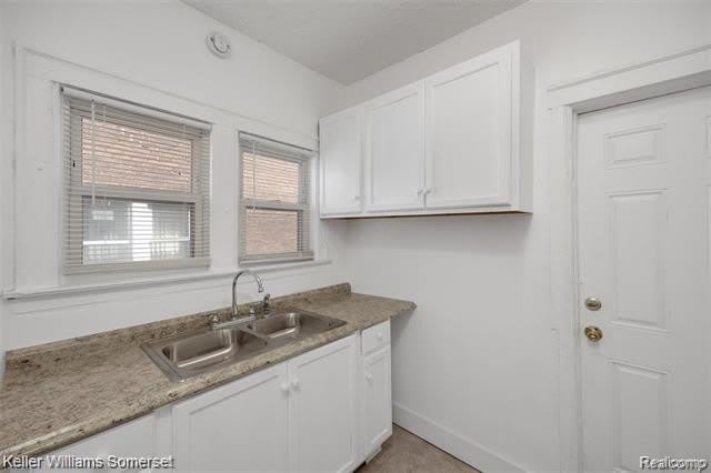 4281 Duane Street – photo 5