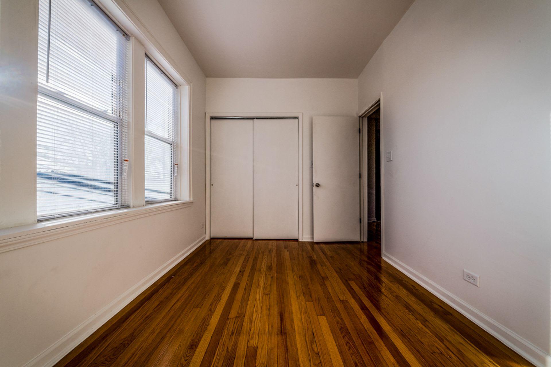 7701 S Ashland – photo 3