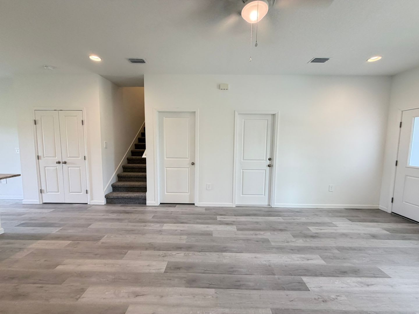 Brand New Home For Rent – photo 4