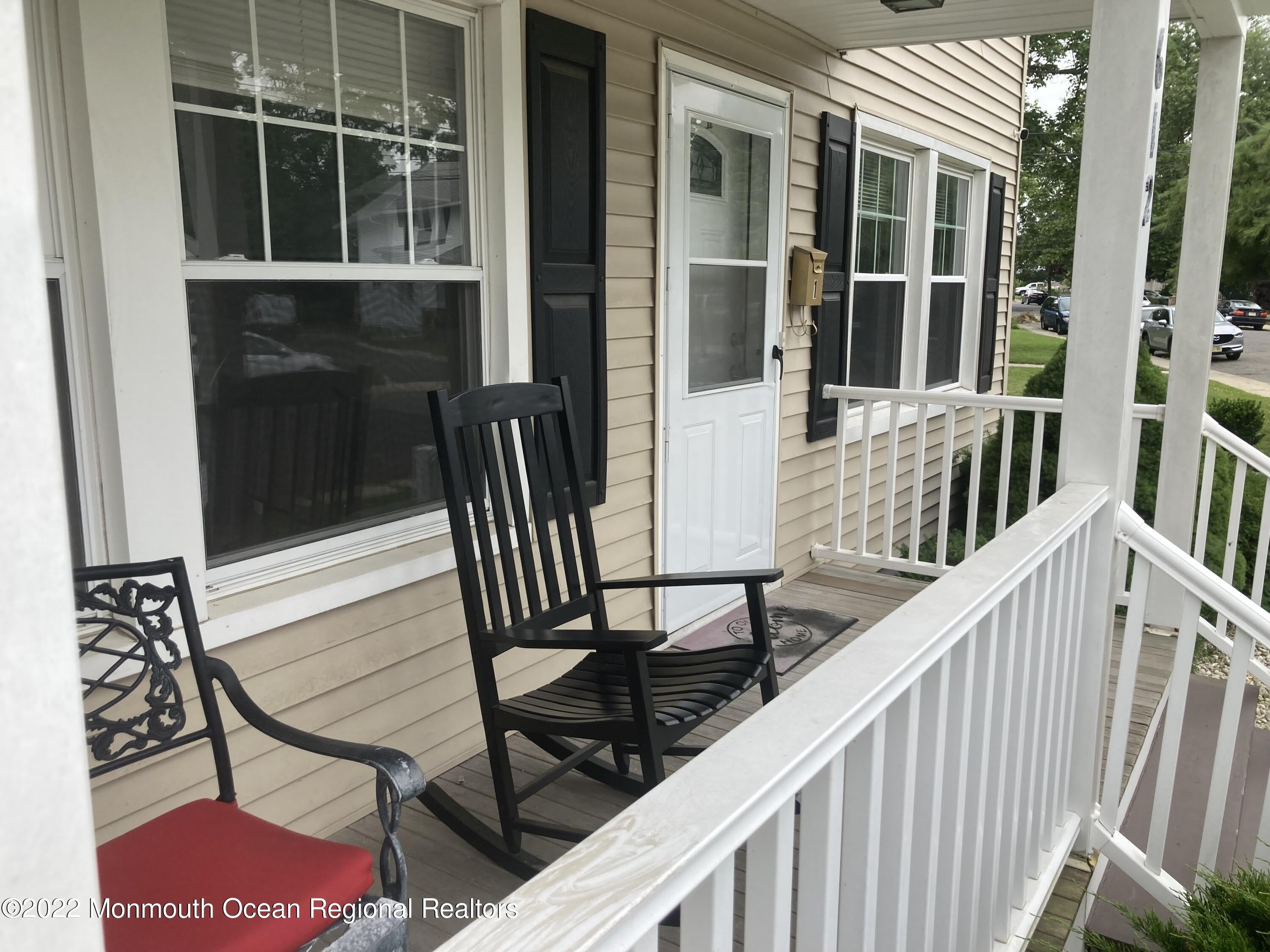 612 Campbell Avenue – photo 3
