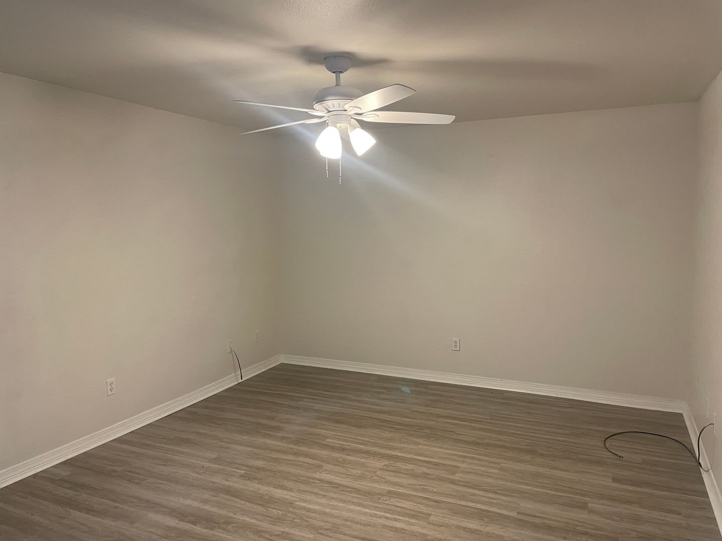 3 BEDROOM 2 BATH READY FOR YOU! – photo 3