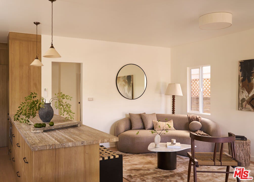 2411 Abbot Kinney Blvd – photo 4