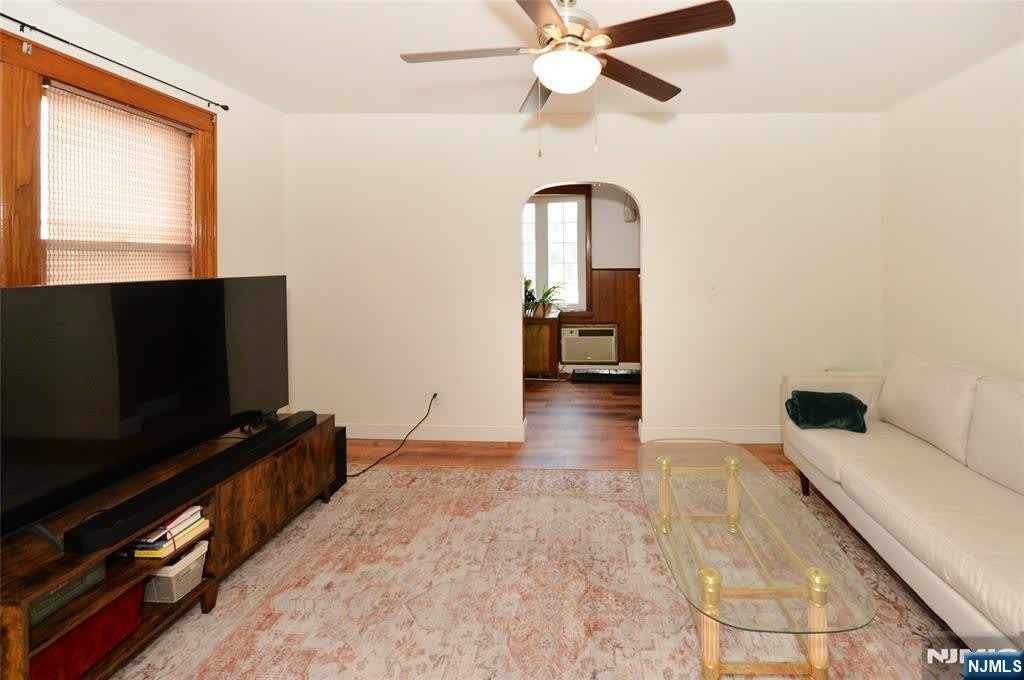 1611 82nd Street – photo 2