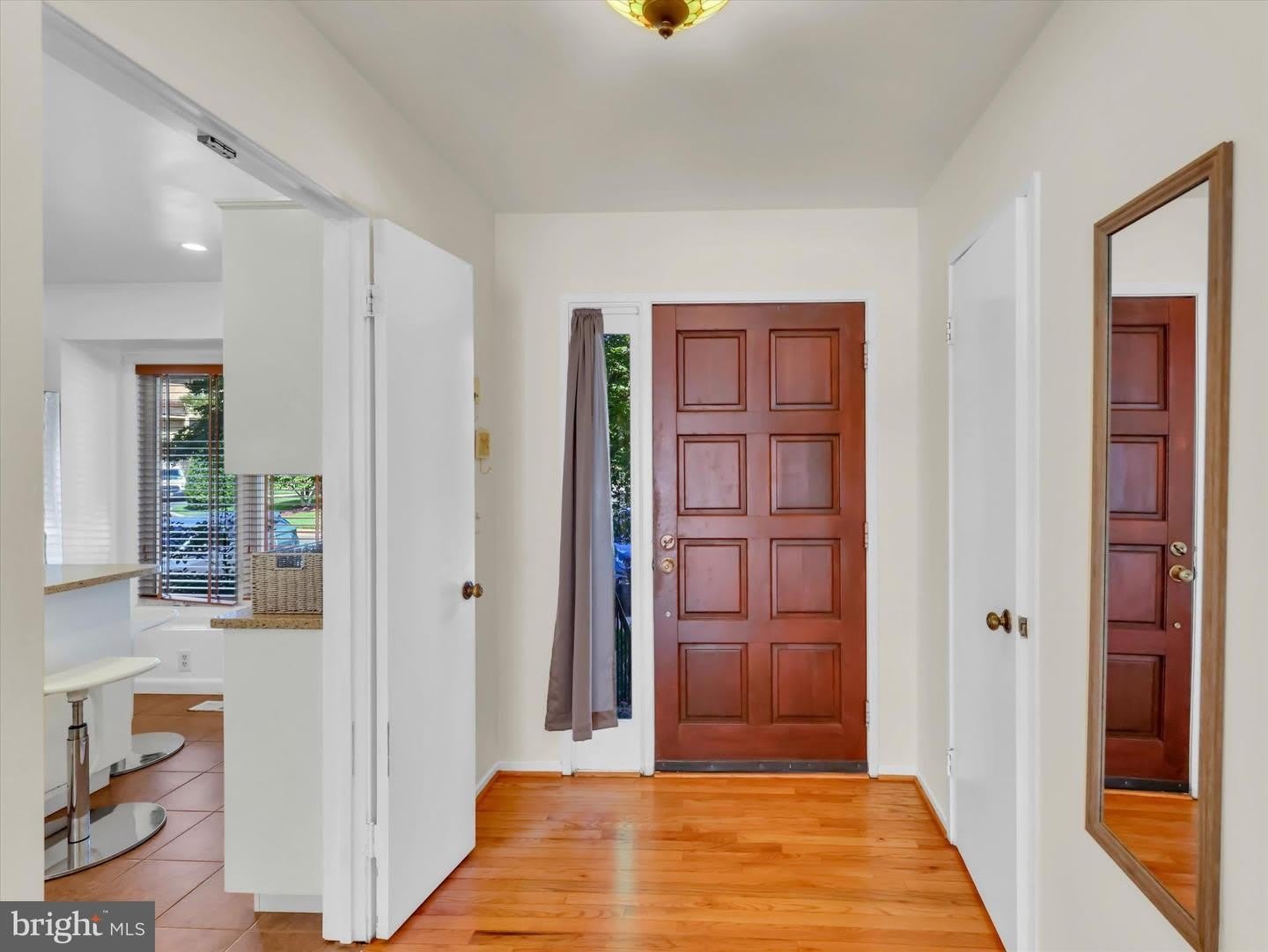31 VALERIAN CT – photo 4