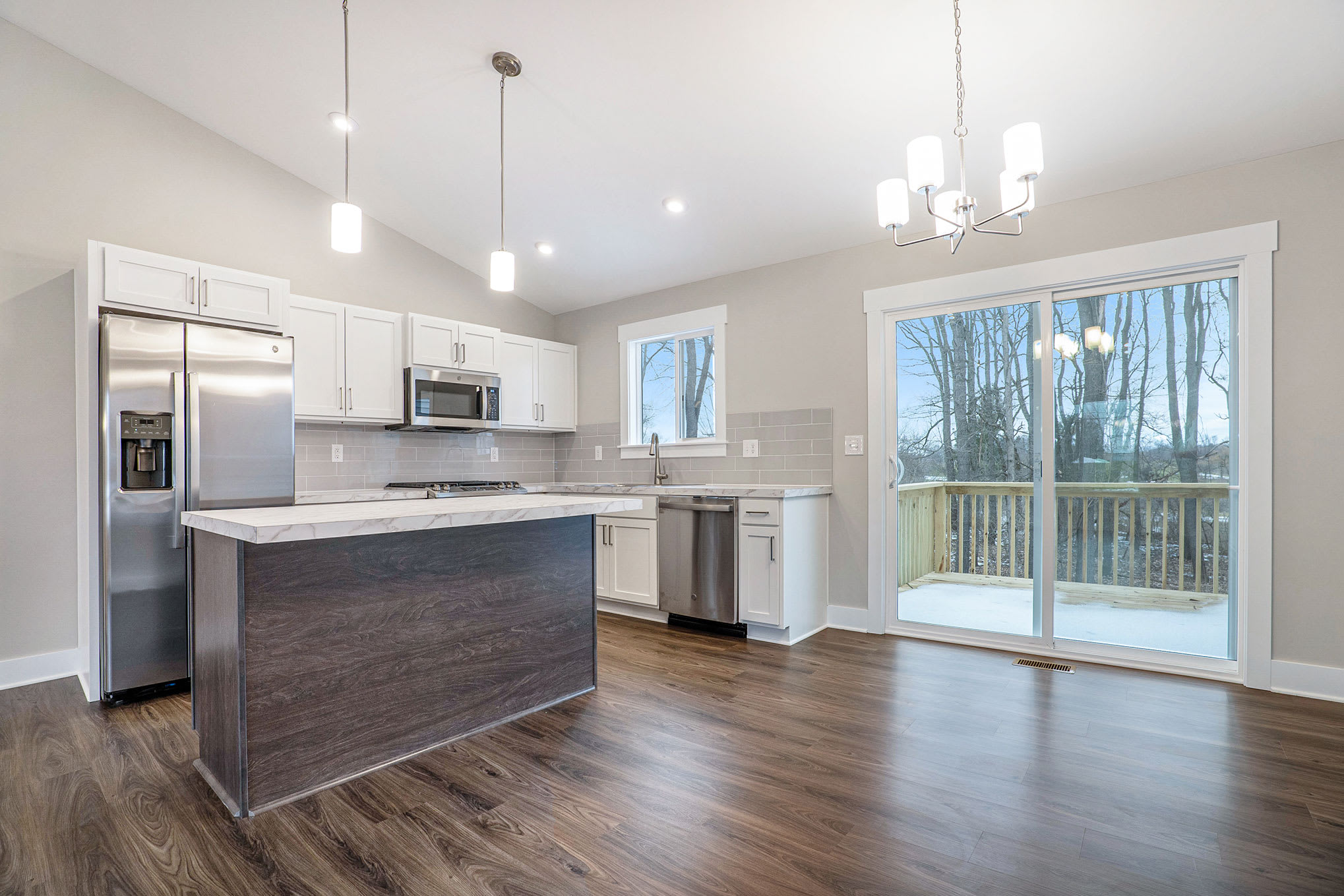 4039 22nd Ave – photo 3