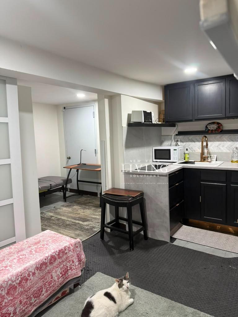 6818 Avenue L – photo 4
