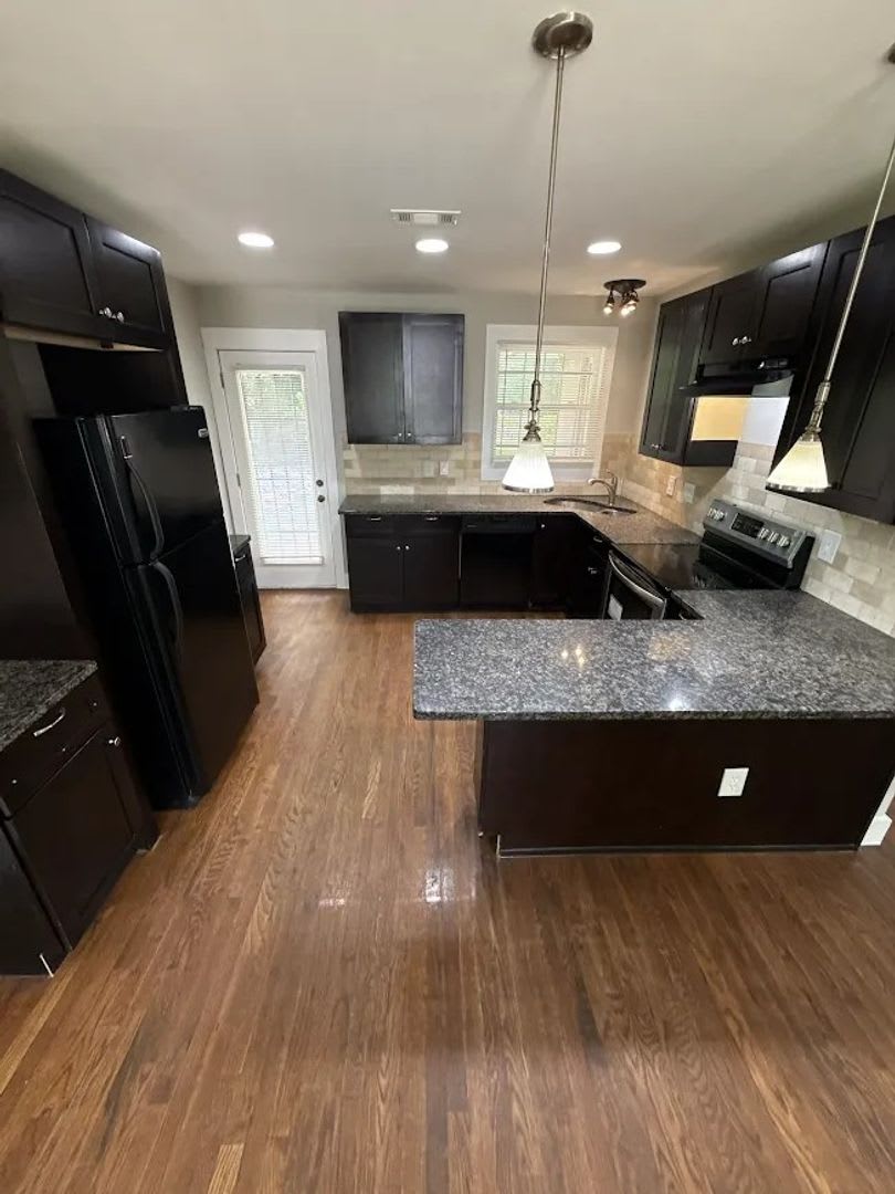 3 Bed 2 Bath In Atlanta – photo 3