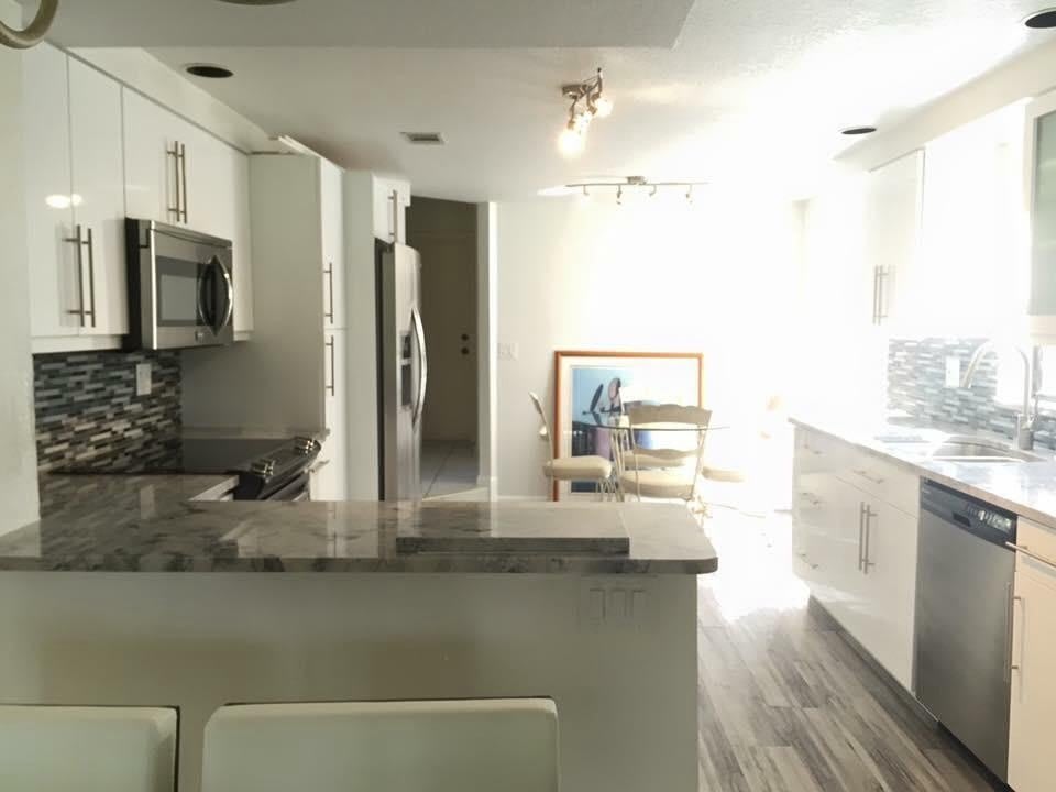 7770 La Mirada Drive – photo 2