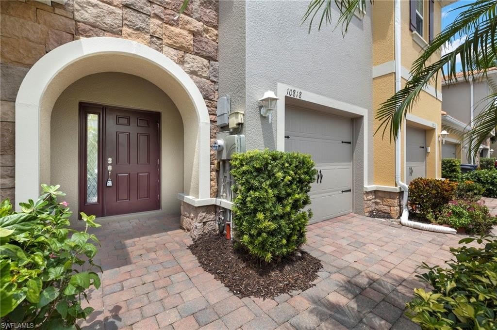 10818 Alvara Way – photo 1