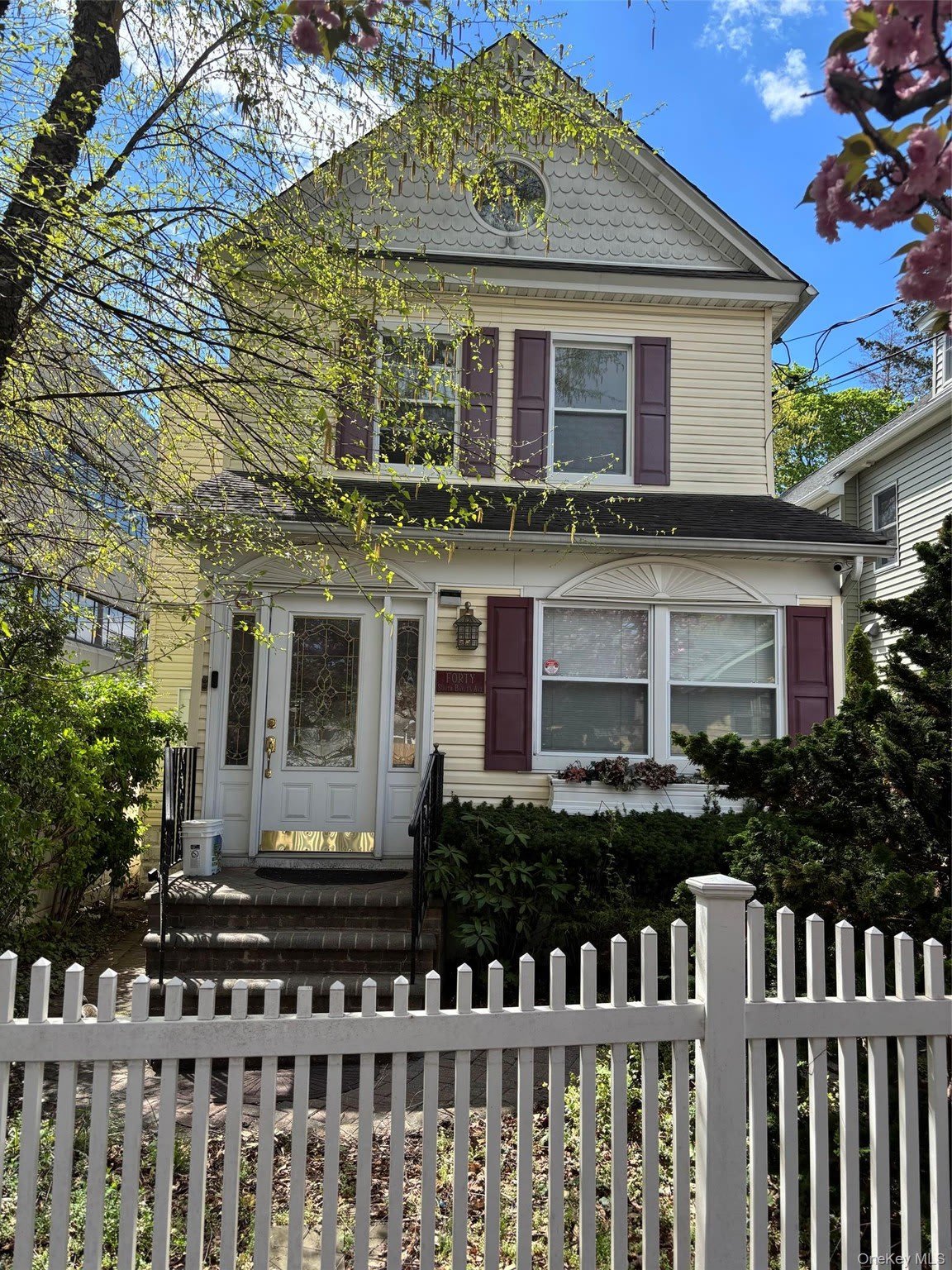 40 S Bayles Avenue – photo 3