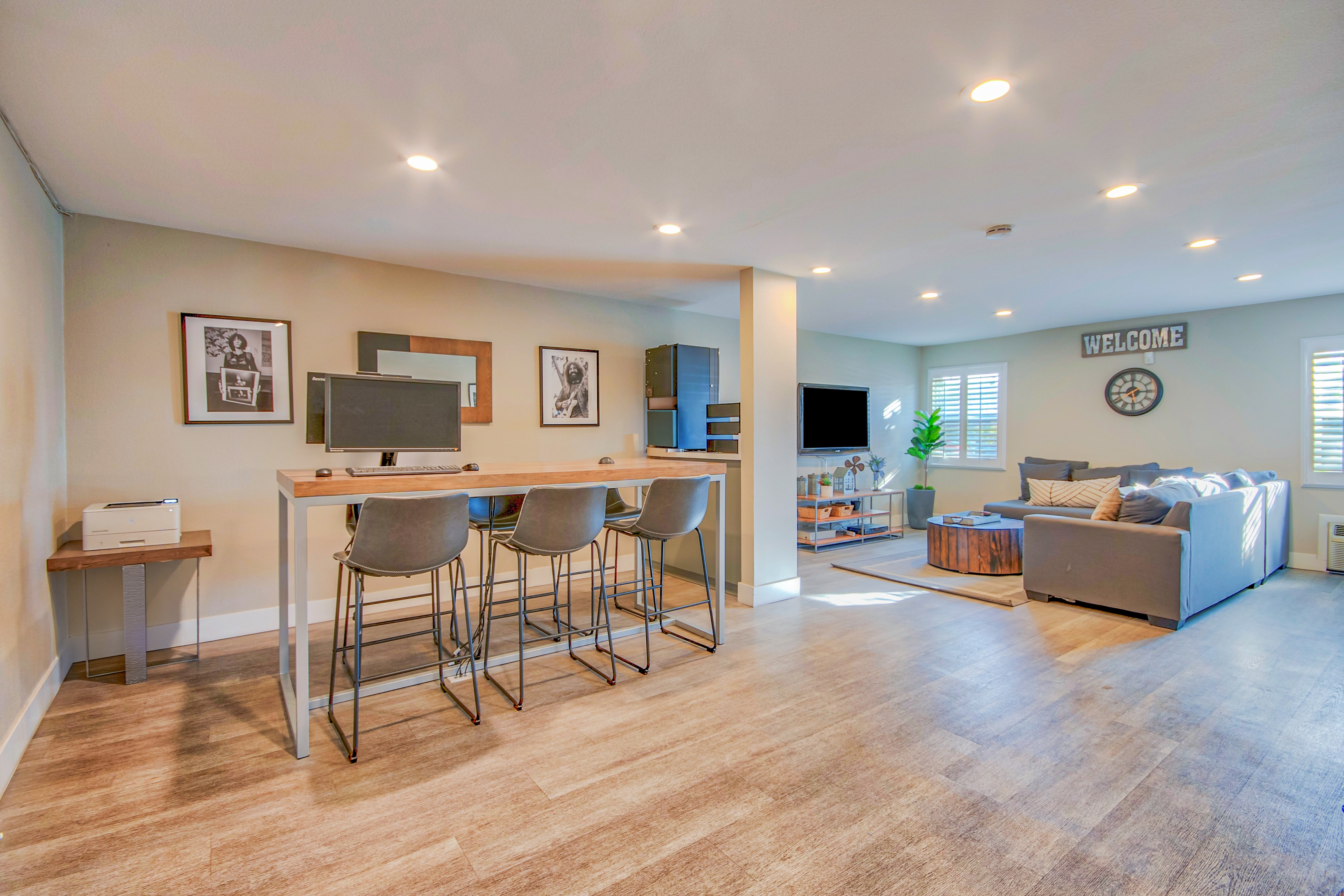 4528 South Avalon Boulevard – photo 3