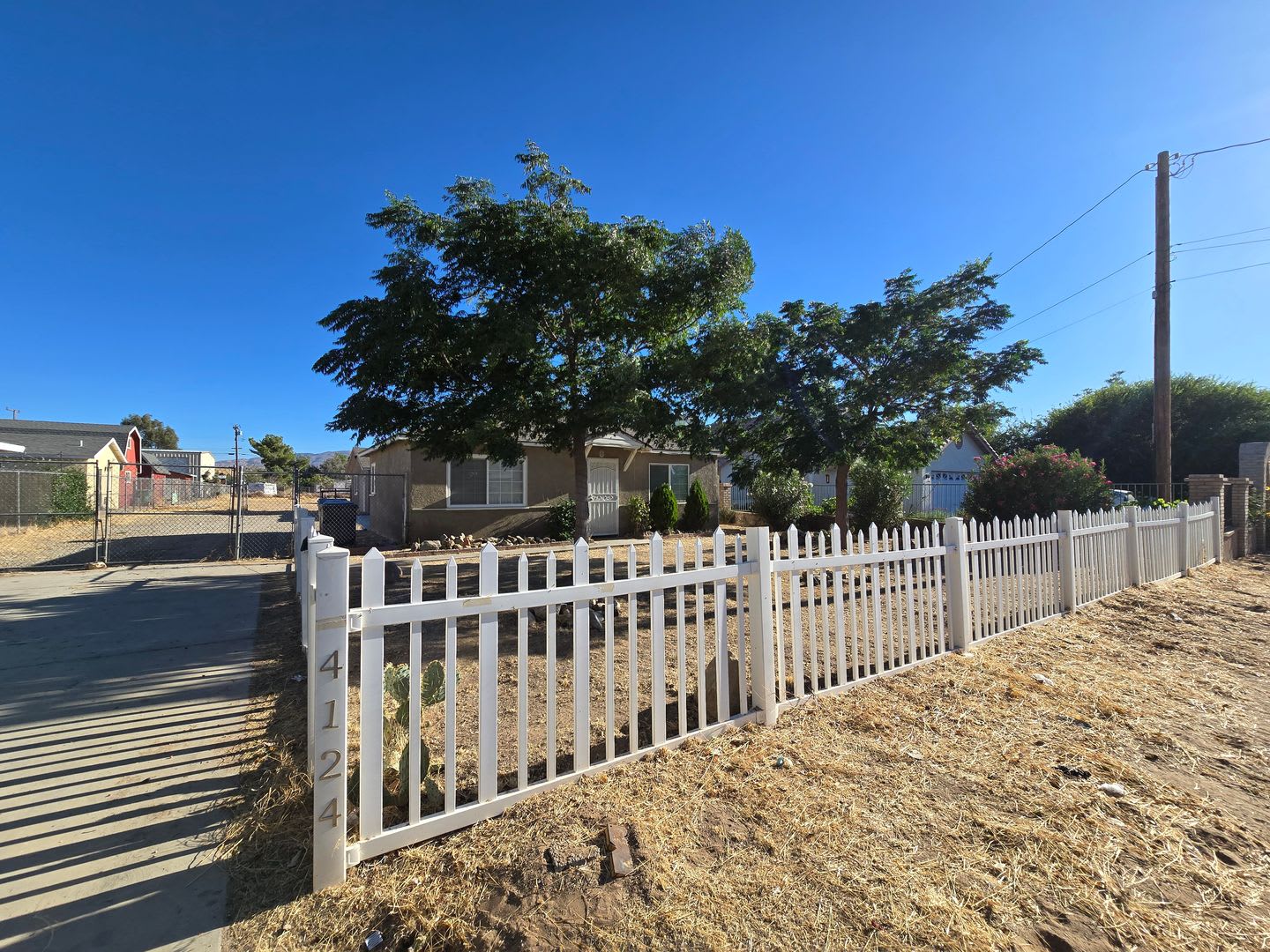 4124 W Avenue L6 Quartz Hill CA 93536 – photo 3