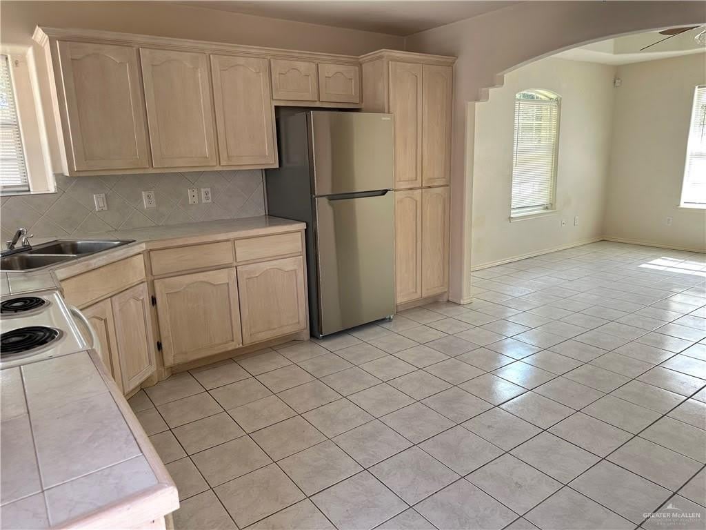 2303 Moonlight Lane – photo 2
