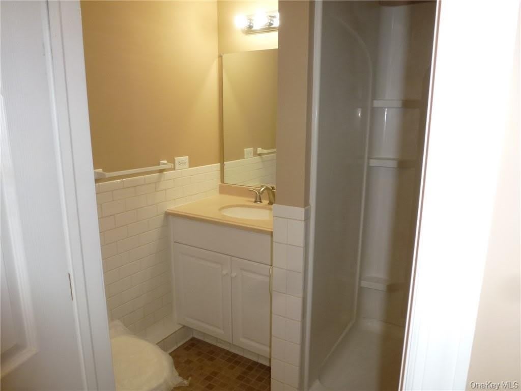1217 E Main Street – photo 5
