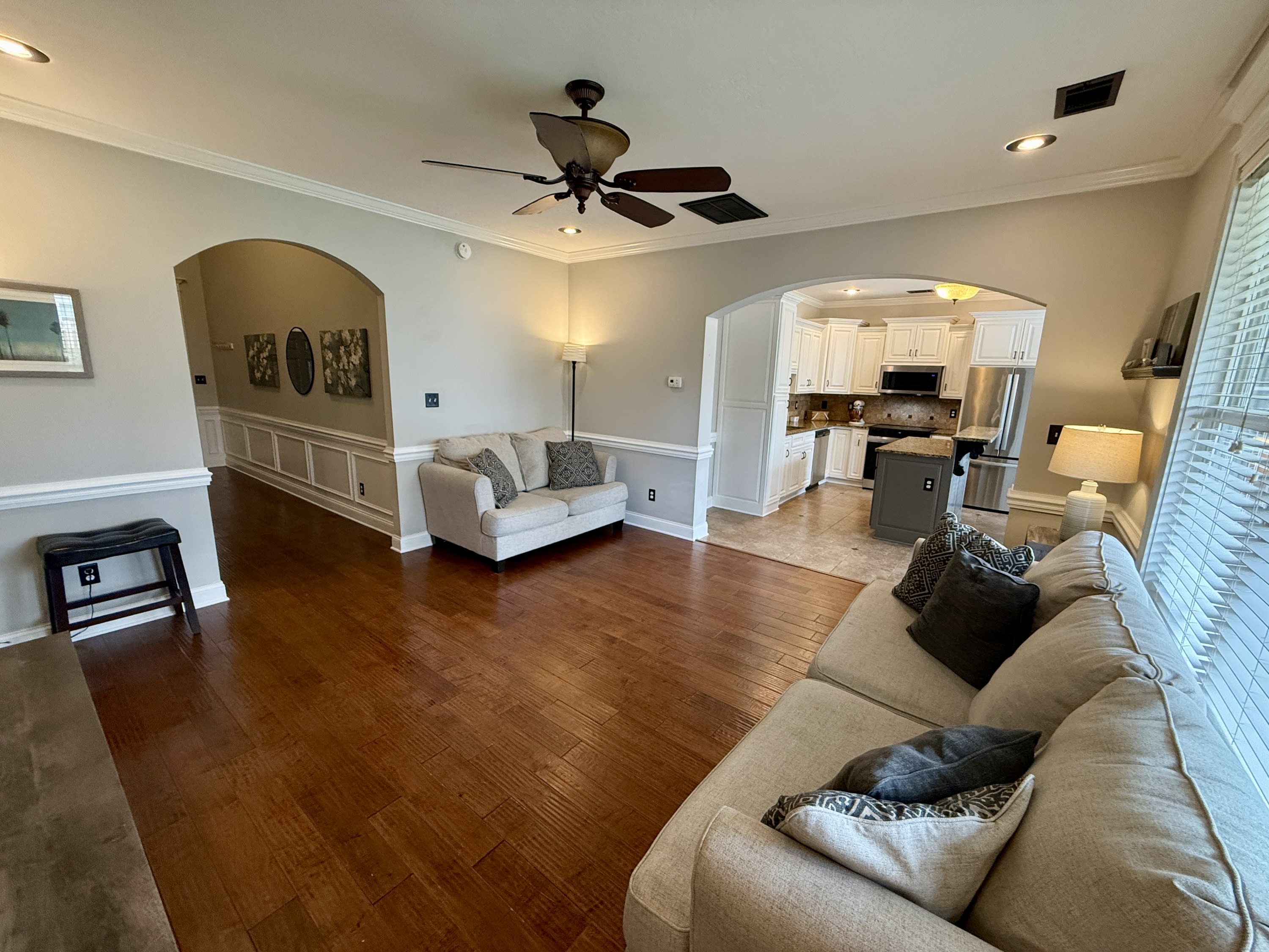 633 Dunrobin Lane – photo 3