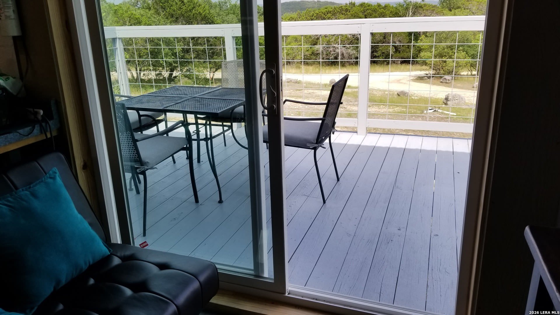 560 Mountain Dr – photo 5