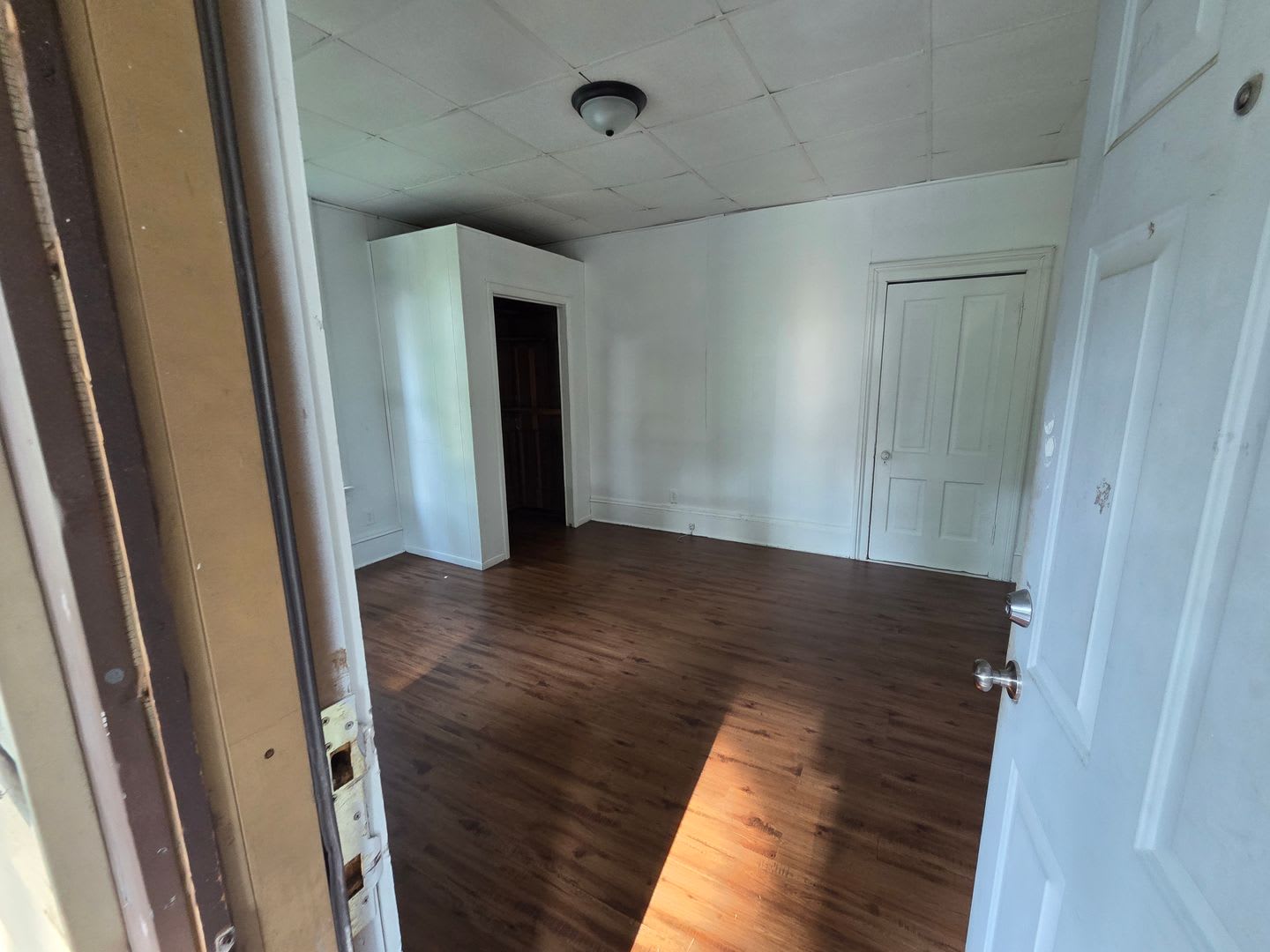 3 Bedroom 1 Bathroom 1000.00 – photo 2