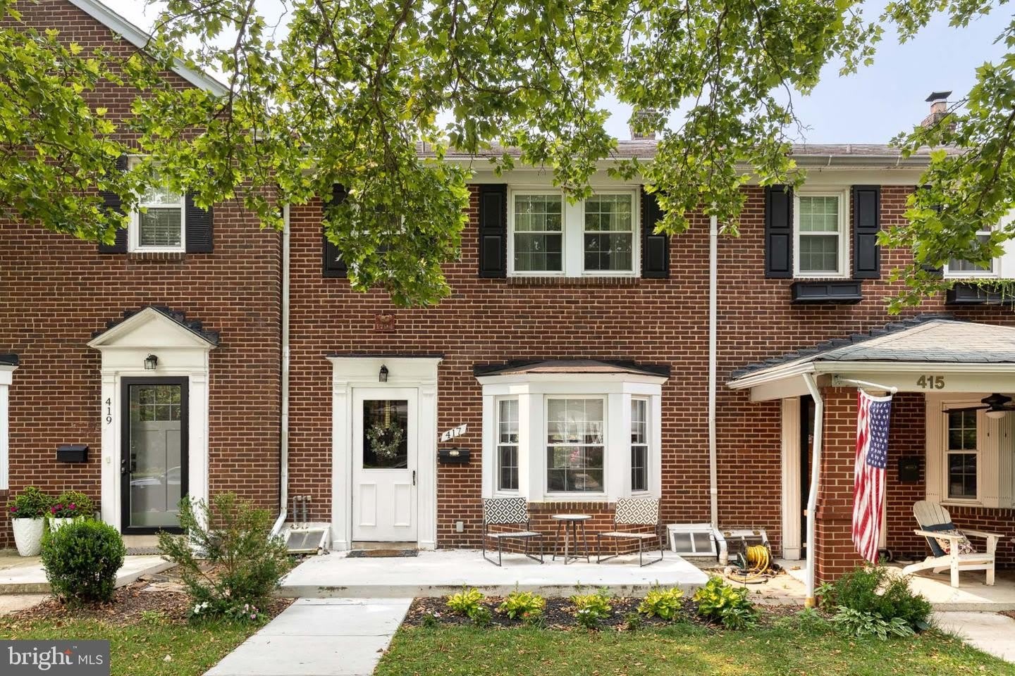 417 REGESTER AVE – photo 2