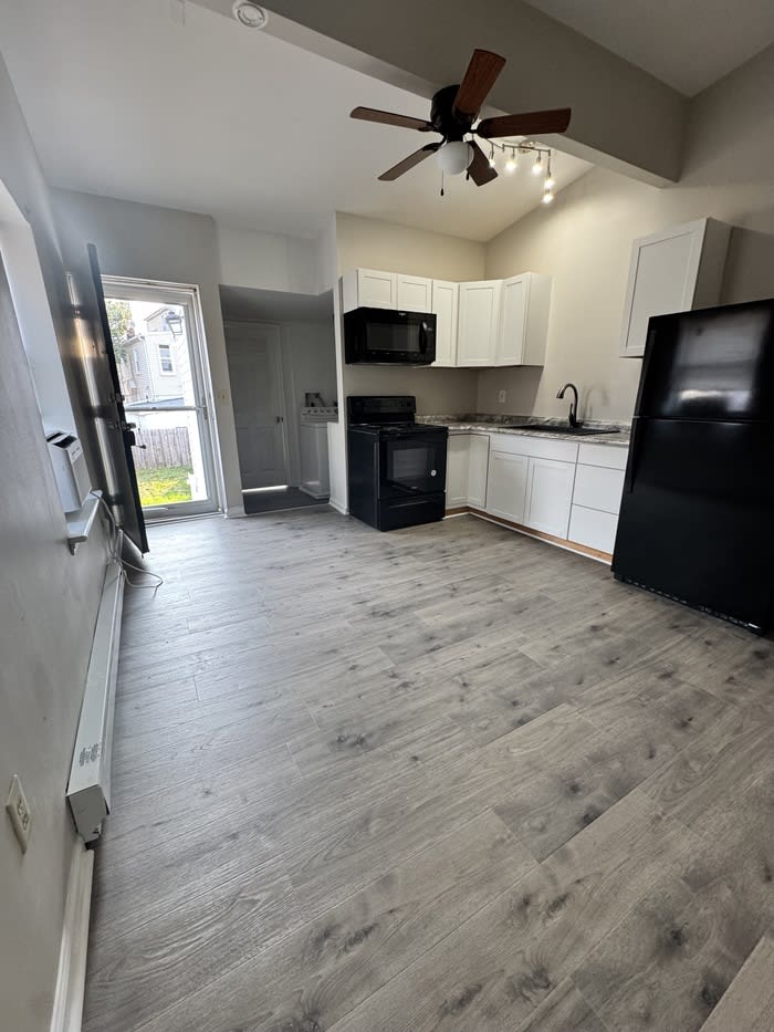 82 West Main Street – photo 1